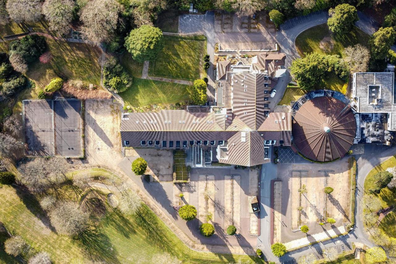 コプソーン エフィンガム ガトウィック ホテル Copthorne  エクステリア 写真